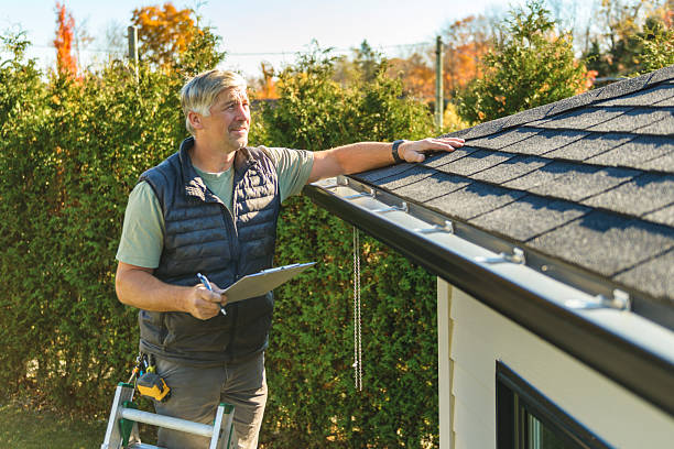 Professional Flat Roof Repair technician working in Washburn, IL